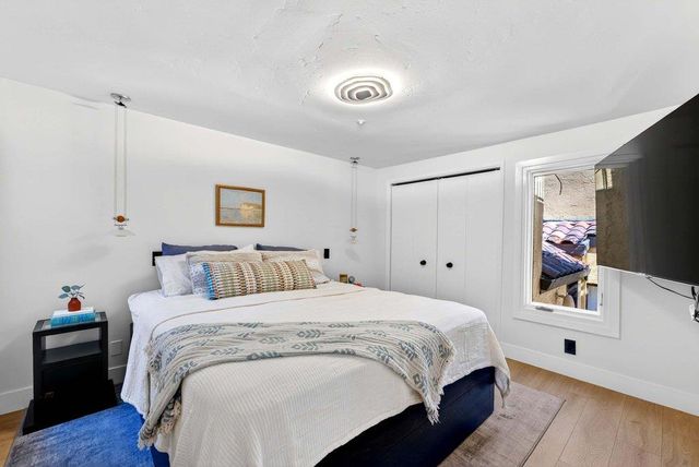 327 Riverview Avenue C, Capitola, CA 95010