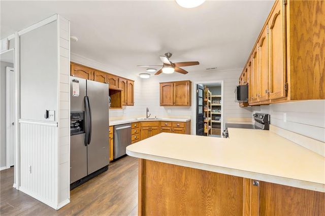1641 NW 100 Road, Kingsville, MO 64040