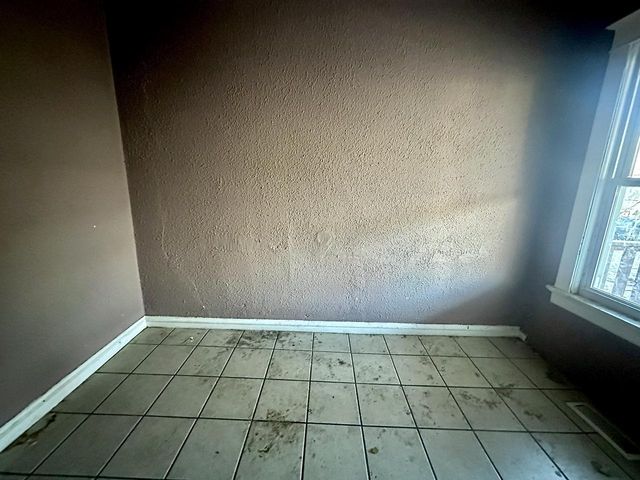 1515 N 38th STREET, Milwaukee, WI 53208