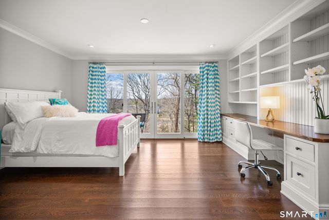3 Stony Point West, Westport, CT 06880