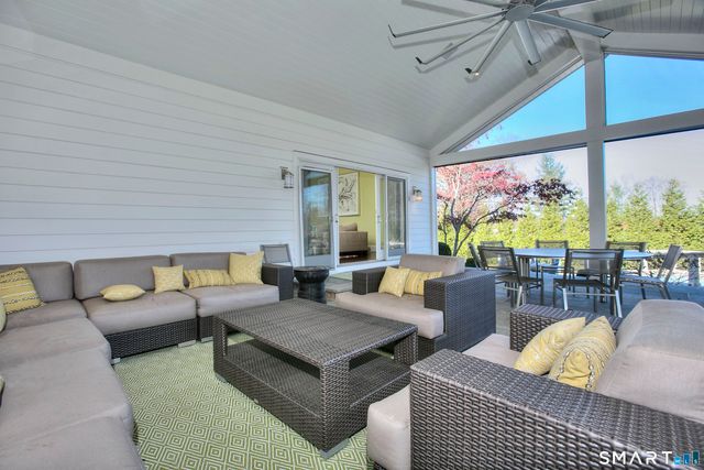 3 Stony Point West, Westport, CT 06880