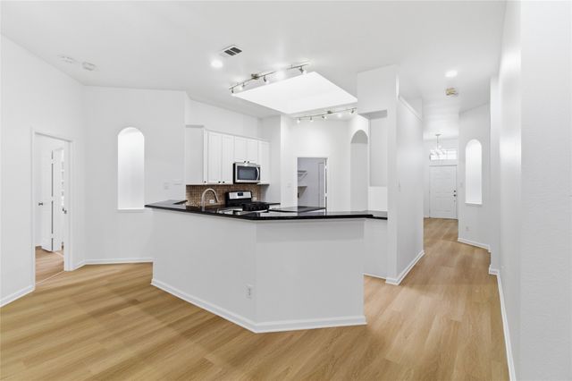 6803 Hillwood Drive, Sachse, TX 75048