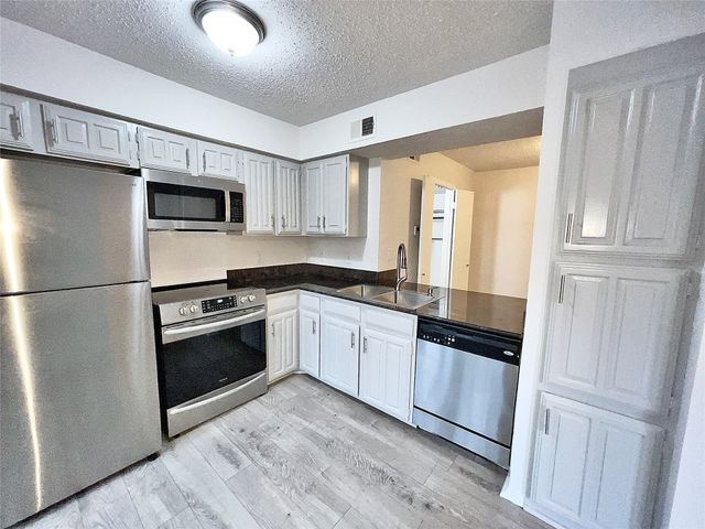 5626 Preston Oaks Road 42A, Dallas, TX 75254