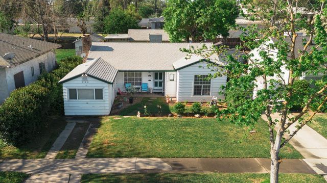 230 W 25th St, Merced, CA 95340