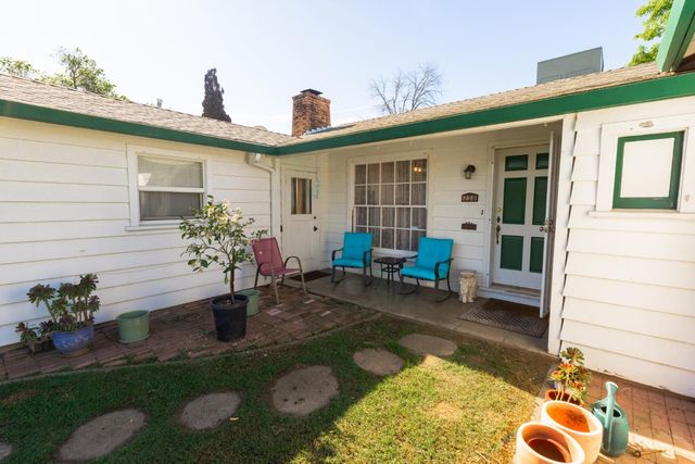 230 W 25th St, Merced, CA 95340