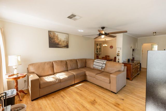 230 W 25th St, Merced, CA 95340