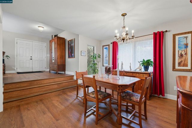 1630 Cayucos Dr, Walnut Creek, CA 94597