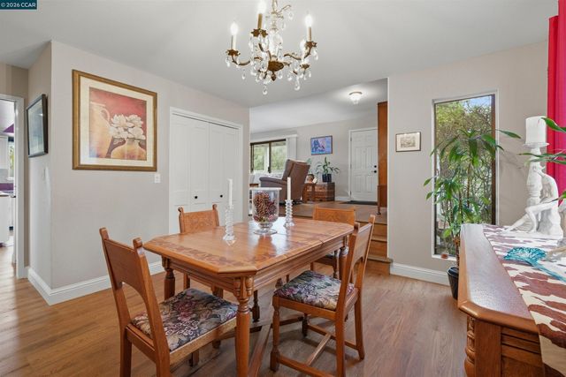 1630 Cayucos Dr, Walnut Creek, CA 94597