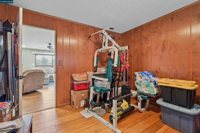 1630 Cayucos Dr, Walnut Creek, CA 94597