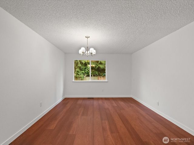 16430 65th Avenue W, Lynnwood, WA 98037