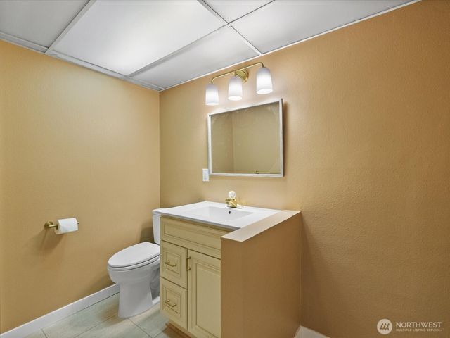 16430 65th Avenue W, Lynnwood, WA 98037