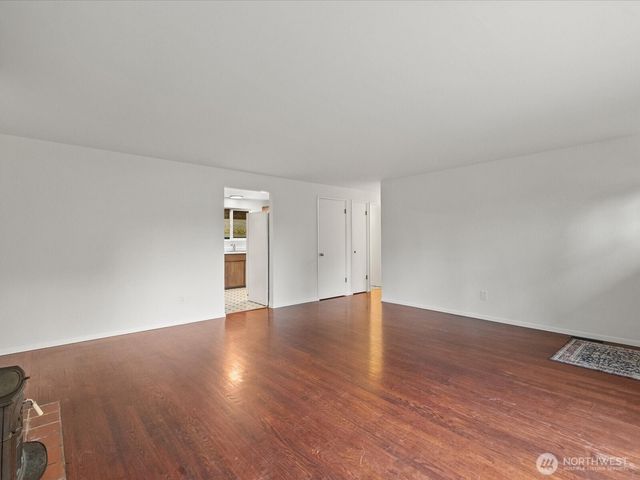 16430 65th Avenue W, Lynnwood, WA 98037