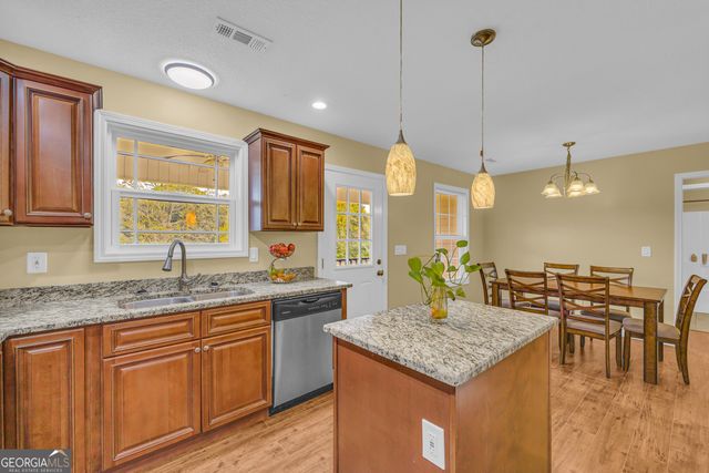 2810 Highway 98, Maysville, GA 30558