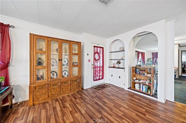 1245 W Cienega Avenue 211, San Dimas, CA 91773