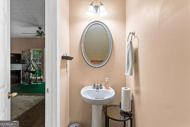 4364 Stone Gate Way 94, East Point, GA 30344