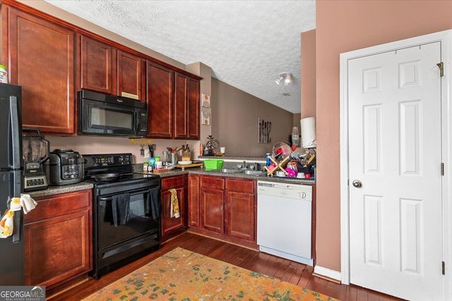 4364 Stone Gate Way 94, East Point, GA 30344