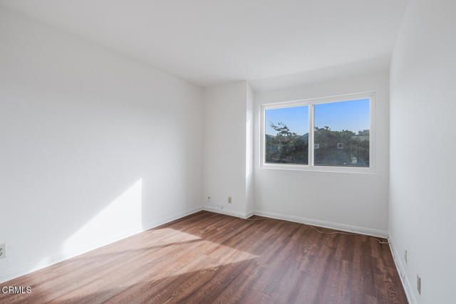 2221 Kingsbridge Lane, Oxnard, CA 93035