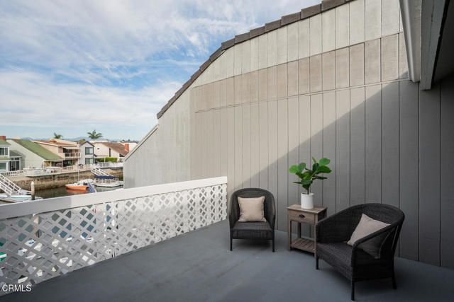 2221 Kingsbridge Lane, Oxnard, CA 93035