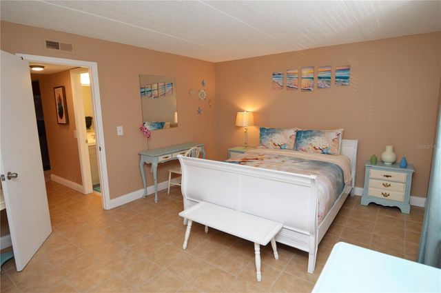 12760 INDIAN ROCKS ROAD 548, Largo, FL 33774