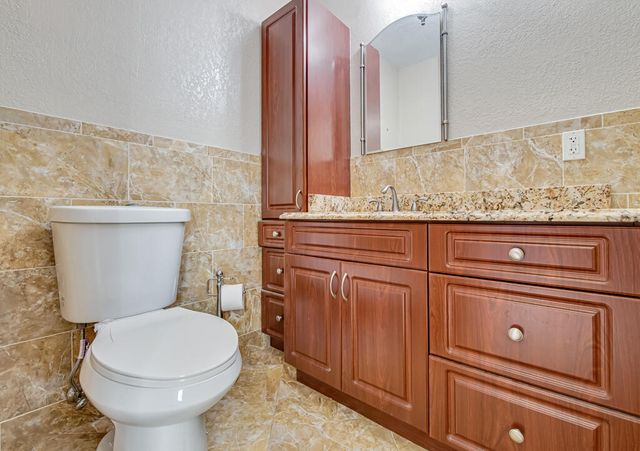 4917 Luqui Court, West Palm Beach, FL 33415