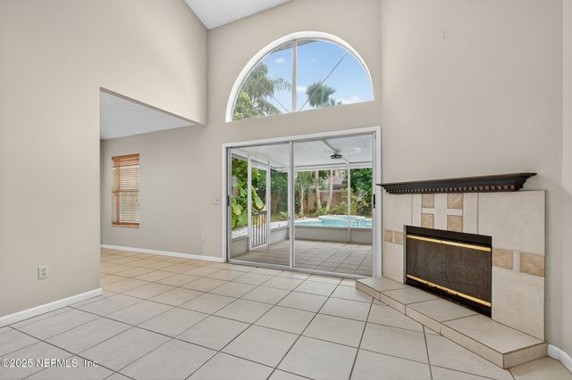 2035 TANNERS GREEN Way, Jacksonville, FL 32246