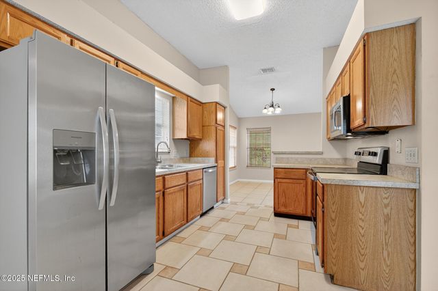 2035 TANNERS GREEN Way, Jacksonville, FL 32246