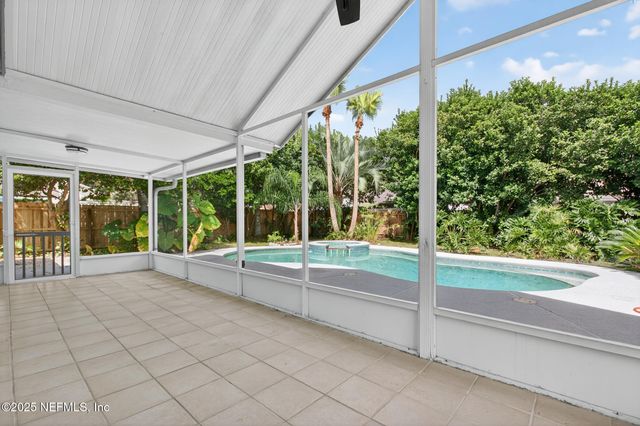 2035 TANNERS GREEN Way, Jacksonville, FL 32246