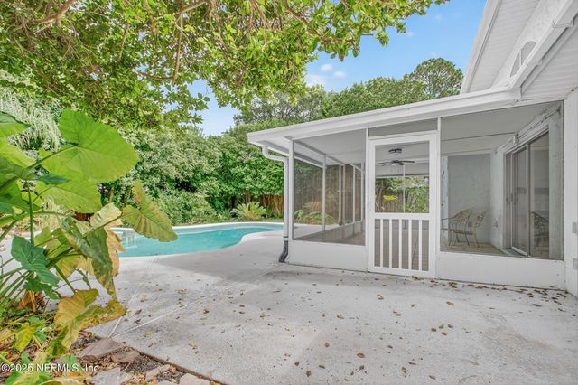 2035 TANNERS GREEN Way, Jacksonville, FL 32246