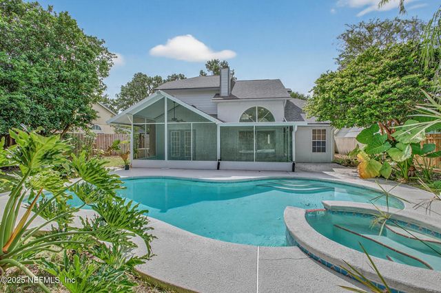 2035 TANNERS GREEN Way, Jacksonville, FL 32246