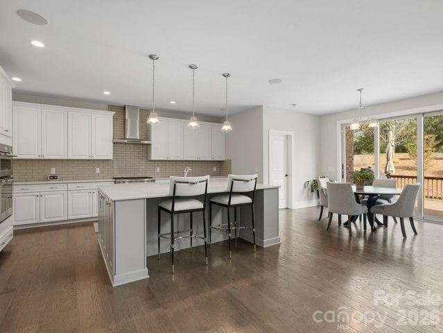 1015 Golden Bell Drive, Waxhaw, NC 28173