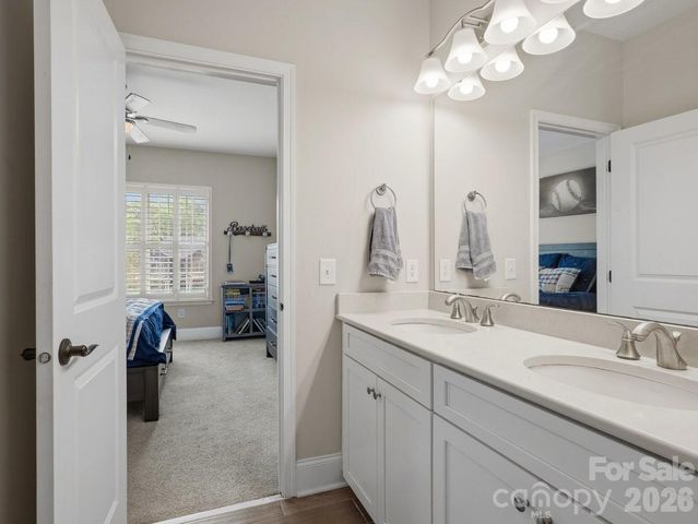 1015 Golden Bell Drive, Waxhaw, NC 28173