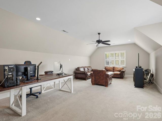 1015 Golden Bell Drive, Waxhaw, NC 28173