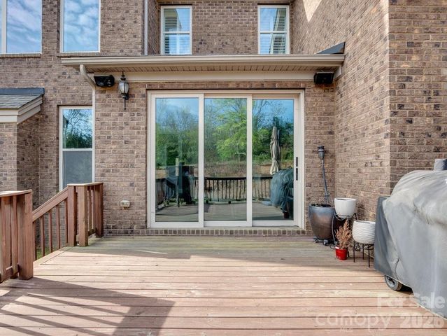 1015 Golden Bell Drive, Waxhaw, NC 28173