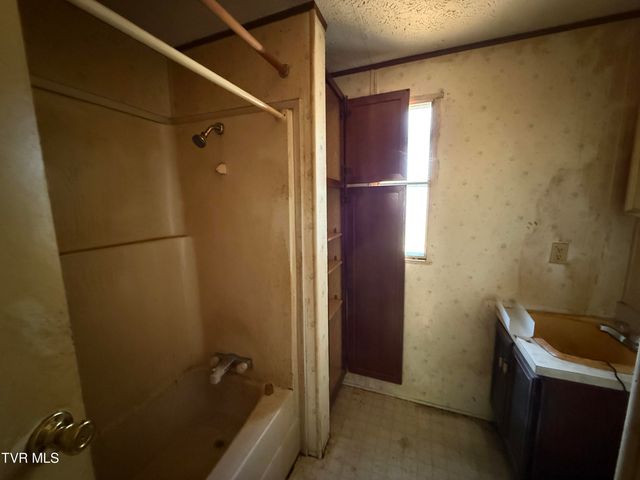 116 Steele Road, Rogersville, TN 37857