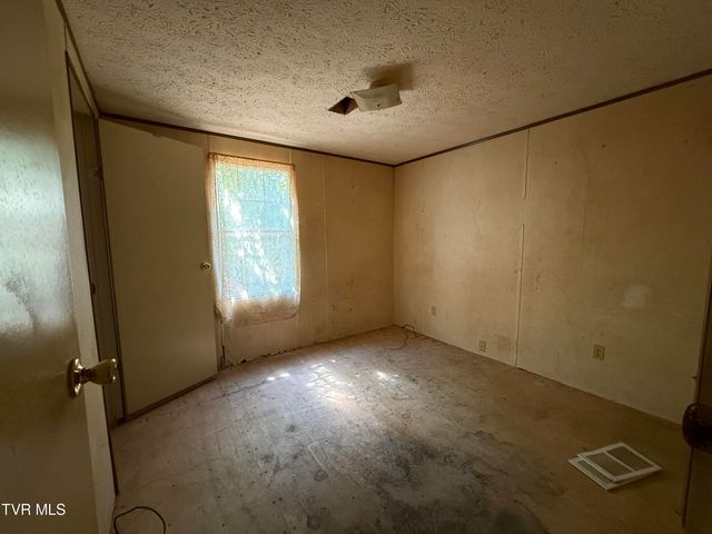 116 Steele Road, Rogersville, TN 37857