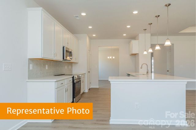 12192 Muscadine Court, Midland, NC 28107