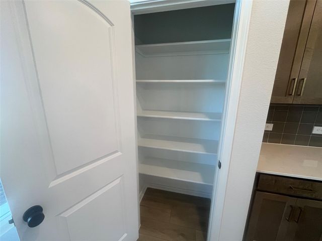 217 Woodrow LN, Liberty Hill, TX 78642