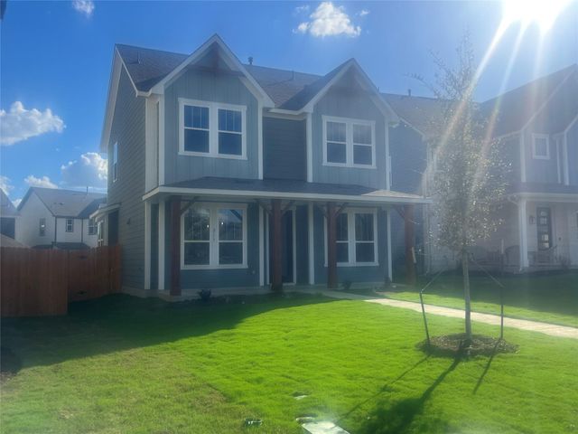 217 Woodrow LN, Liberty Hill, TX 78642