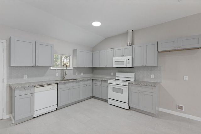 5034 Nassau Road, Houston, TX 77021