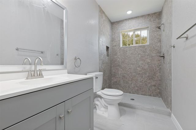5034 Nassau Road, Houston, TX 77021