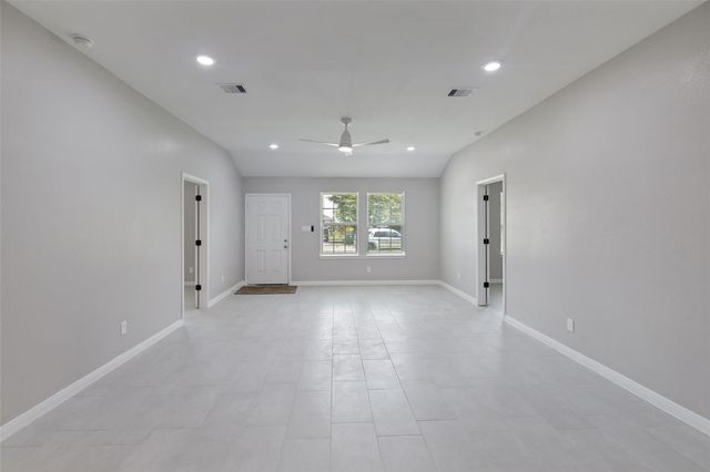 5034 Nassau Road, Houston, TX 77021