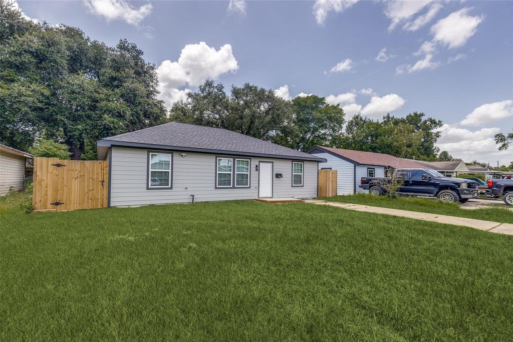 5034 Nassau Road, Houston, TX 77021