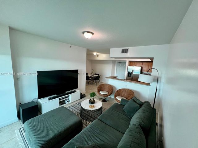 1723 SW 2nd Ave 1106, Miami, FL 33129