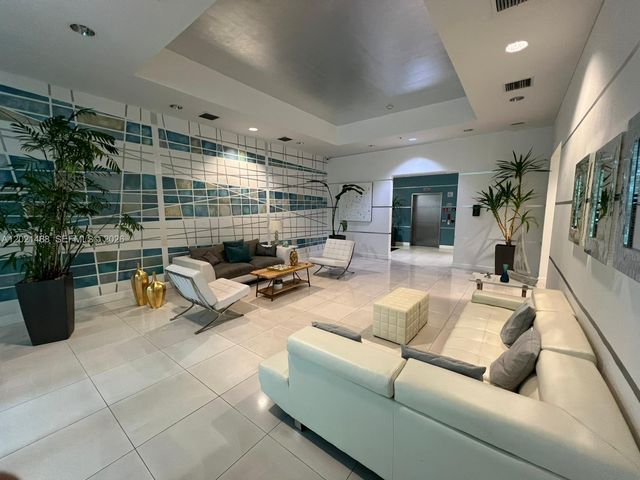 1723 SW 2nd Ave 1106, Miami, FL 33129