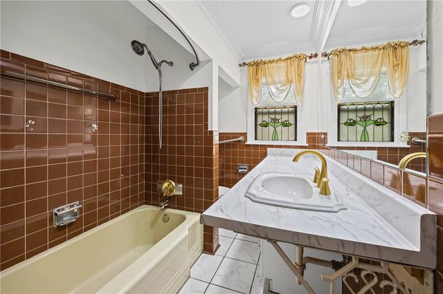 219 Winton Road South, Rochester, NY 14610