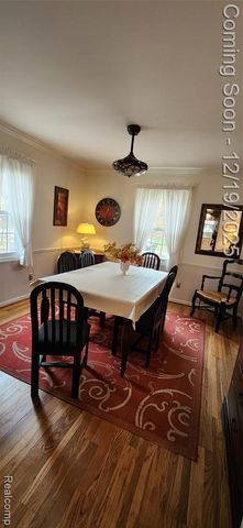 45524 Woodleigh Way, Plymouth, MI 48170