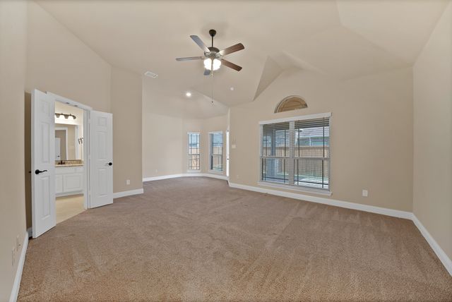 2662 La Jolla Boulevard, Grand Prairie, TX 75054
