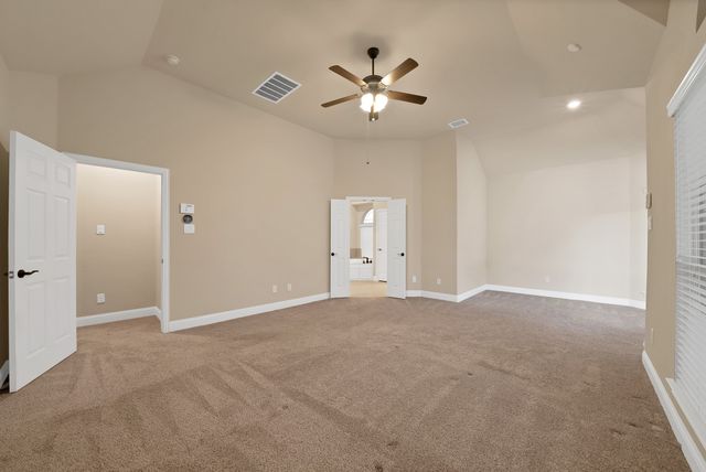 2662 La Jolla Boulevard, Grand Prairie, TX 75054