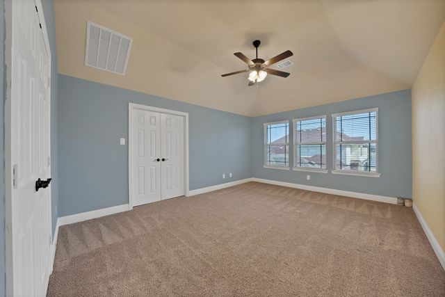 2662 La Jolla Boulevard, Grand Prairie, TX 75054