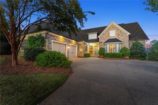 2718 High Vista Point, Gainesville, GA 30501